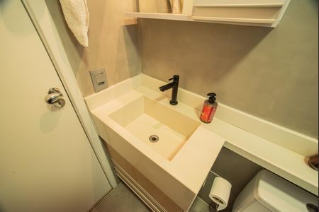 Apartamento à venda com 53m², 2 quartos e 1 vaga Apartamento à venda com 53m², 2 quartos e 1 vagaBanheiro