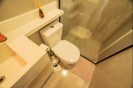 Apartamento à venda com 53m², 2 quartos e 1 vaga Apartamento à venda com 53m², 2 quartos e 1 vagaBanheiro
