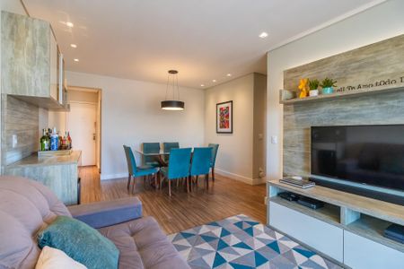 Sala de apartamento à venda com 4 quartos, 105m² em Jardim Tupanci, Barueri