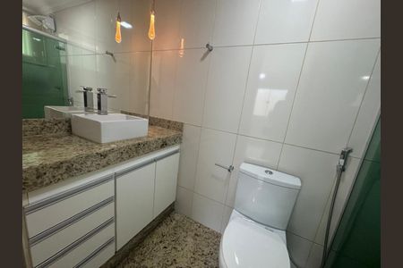 Apartamento à venda com 72m², 3 quartos e 1 vaga Apartamento à venda com 72m², 3 quartos e 1 vagaBanho Suíte