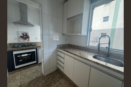 Apartamento à venda com 72m², 3 quartos e 1 vaga Apartamento à venda com 72m², 3 quartos e 1 vagaCozinha