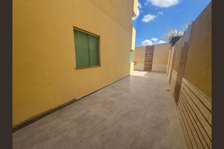 Apartamento à venda com 72m², 3 quartos e 1 vaga Apartamento à venda com 72m², 3 quartos e 1 vagaÁrea Privativa