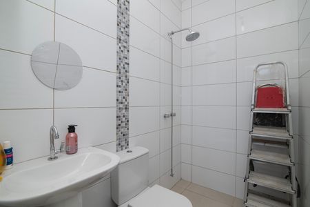 Casa de condomínio para alugar com 255m², 4 quartos e 4 vagas Casa de condomínio para alugar com 255m², 4 quartos e 4 vagasBanheiro Área Externa