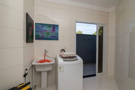 Casa de condomínio para alugar com 255m², 4 quartos e 4 vagas Casa de condomínio para alugar com 255m², 4 quartos e 4 vagasÁrea de Serviço