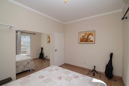 Casa de condomínio para alugar com 255m², 4 quartos e 4 vagas Casa de condomínio para alugar com 255m², 4 quartos e 4 vagasQuarto 3