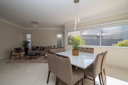 Sala de casa de condomínio para alugar com 4 quartos, 255m² em Jardim Golden Park, Hortolândia