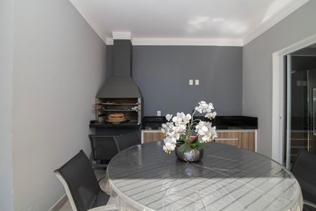Casa de condomínio para alugar com 255m², 4 quartos e 4 vagas Casa de condomínio para alugar com 255m², 4 quartos e 4 vagasÁrea Gourmet