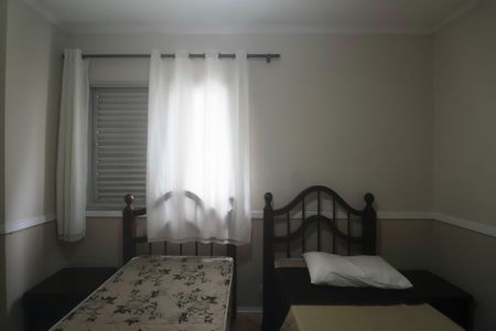 Apartamento para alugar com 145m², 4 quartos e 1 vaga Apartamento para alugar com 145m², 4 quartos e 1 vagaQuarto