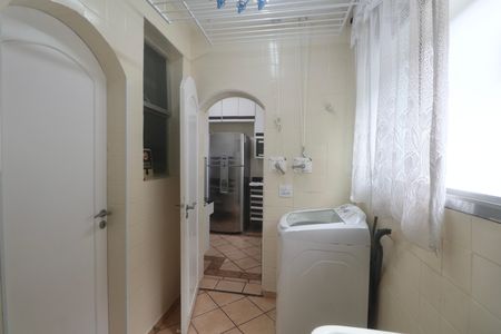 Apartamento para alugar com 145m², 4 quartos e 1 vaga Apartamento para alugar com 145m², 4 quartos e 1 vagaÁrea de Serviço
