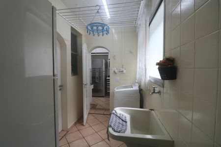 Apartamento para alugar com 145m², 4 quartos e 1 vaga Apartamento para alugar com 145m², 4 quartos e 1 vagaÁrea de Serviço