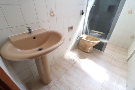 Casa para alugar com 270m², 4 quartos e 3 vagasBanheiro Social