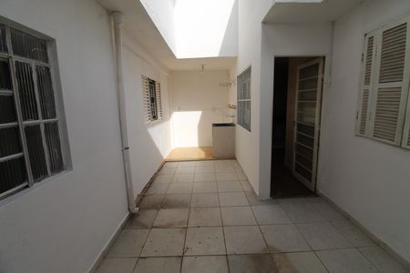 Casa para alugar com 50m², 1 quarto e 1 vagaÁrea de Serviço