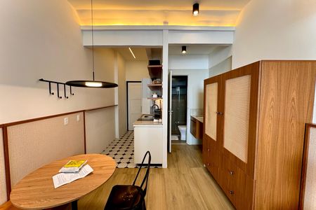 Kitnet/Studio para alugar com 1 quarto, 34m² em Centro, Rio de Janeiro