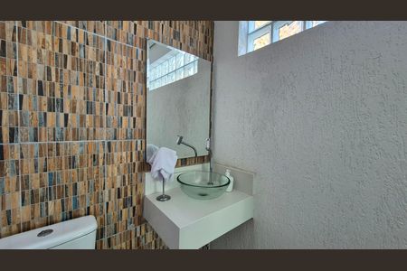 Casa de condomínio à venda com 269m², 3 quartos e 5 vagas