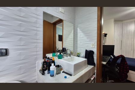 Casa de condomínio à venda com 269m², 3 quartos e 5 vagas