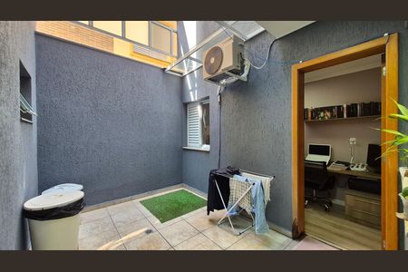 Casa de condomínio à venda com 269m², 3 quartos e 5 vagas