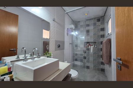 Casa de condomínio à venda com 269m², 3 quartos e 5 vagas