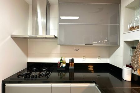 Apartamento para alugar com 84m², 2 quartos e 1 vaga