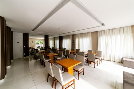 Apartamento para alugar com 60m², 1 quarto e 2 vagas Apartamento para alugar com 60m², 1 quarto e 2 vagasÁrea comum - Salão de festas
