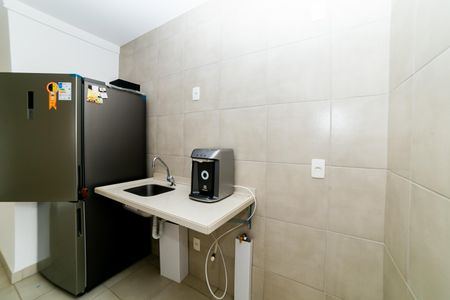 Apartamento para alugar com 60m², 1 quarto e 2 vagas Apartamento para alugar com 60m², 1 quarto e 2 vagasCozinha e Área de Serviço