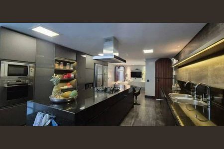 Casa à venda com 510m², 4 quartos e 4 vagas