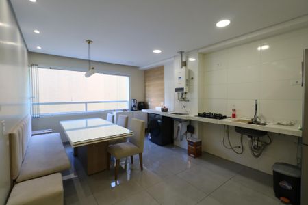 Apartamento para alugar com 45m², 2 quartos e 1 vaga Apartamento para alugar com 45m², 2 quartos e 1 vagaSala/Cozinha/Área de Serviço