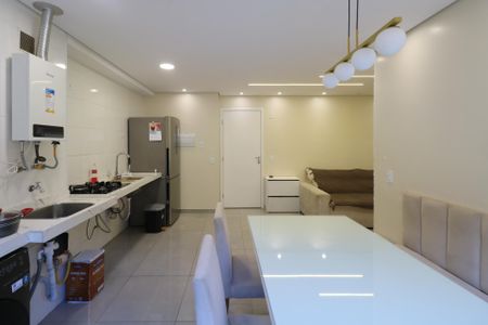 Apartamento para alugar com 45m², 2 quartos e 1 vaga Apartamento para alugar com 45m², 2 quartos e 1 vagaSala/Cozinha/Área de Serviço