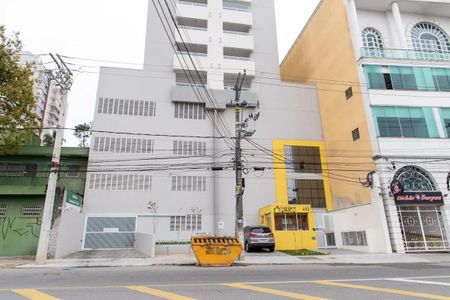 Apartamento para alugar com 45m², 2 quartos e 1 vaga Apartamento para alugar com 45m², 2 quartos e 1 vagaFachada