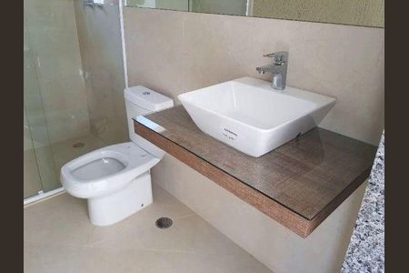Casa à venda com 3 quartos, 275m² em Parque Sinai, Santana de Parnaíba