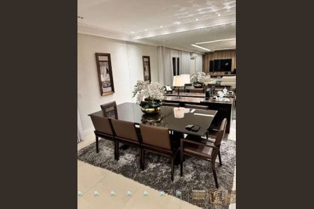 Apartamento à venda com 158m², 3 quartos e 3 vagas