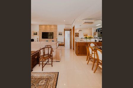 Apartamento à venda com 100m², 2 quartos e 2 vagas