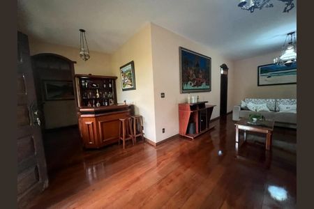 Casa à venda com 4 quartos, 350m² em Graça, Belo Horizonte