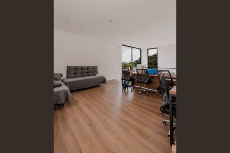 Casa à venda com 3 quartos, 300m² em Parque Sinai, Santana de Parnaíba