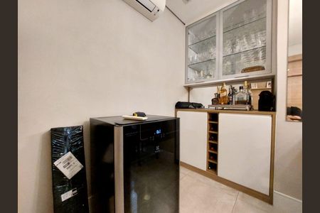Apartamento à venda com 2 quartos, 64m² em Parque Sao Domingos, São Paulo