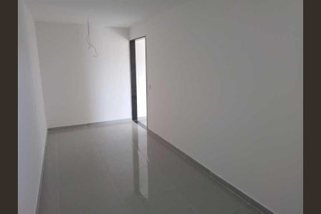 Casa à venda com 4 quartos, 295m² em Jardim Guanabara, Rio de Janeiro