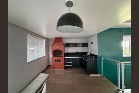 Casa à venda com 81m², 3 quartos e 2 vagas