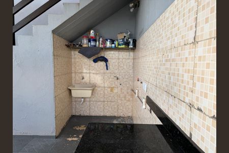 Casa à venda com 81m², 3 quartos e 2 vagas