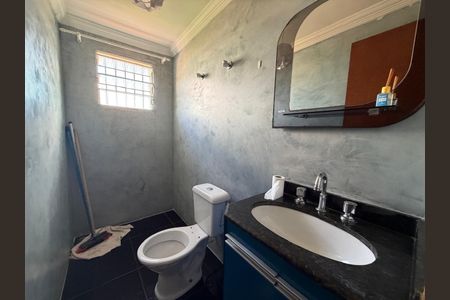Casa à venda com 81m², 3 quartos e 2 vagas