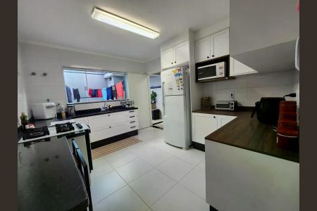 Casa à venda com 146m², 3 quartos e 2 vagas