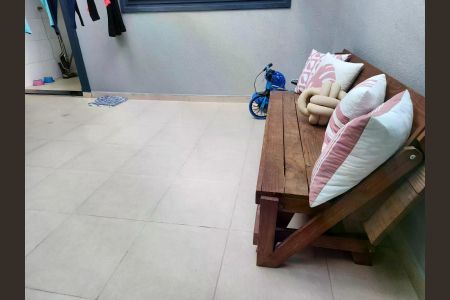 Casa à venda com 146m², 3 quartos e 2 vagas