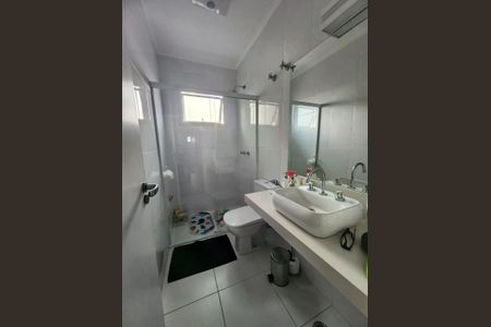 Casa à venda com 146m², 3 quartos e 2 vagas