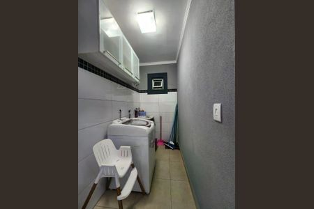 Casa à venda com 146m², 3 quartos e 2 vagas