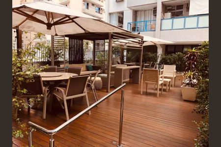 Apartamento à venda com 49m², 1 quarto e 1 vaga