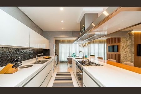 Apartamento à venda com 171m², 3 quartos e 3 vagas