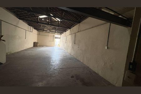 Casa à venda com 350m², 3 quartos e sem vaga