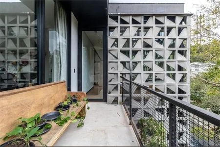 Casa de condomínio à venda com 390m², 4 quartos e 3 vagas