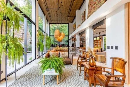 Casa de condomínio à venda com 390m², 4 quartos e 3 vagas