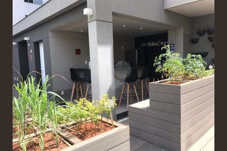 Apartamento à venda com 78m², 1 quarto e 1 vaga