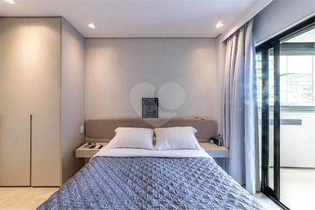 Apartamento à venda com 78m², 1 quarto e 1 vaga