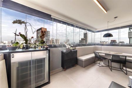 Apartamento à venda com 78m², 1 quarto e 1 vaga